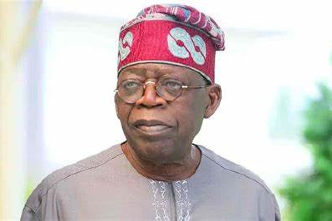 Le président Bola Ahmed Tinubu suspend sa ministre des affaires humanitaires